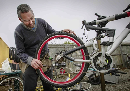 自転車修理を通してコミュニティとつながる